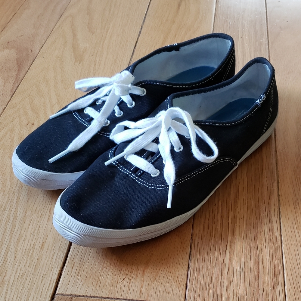 Black Keds